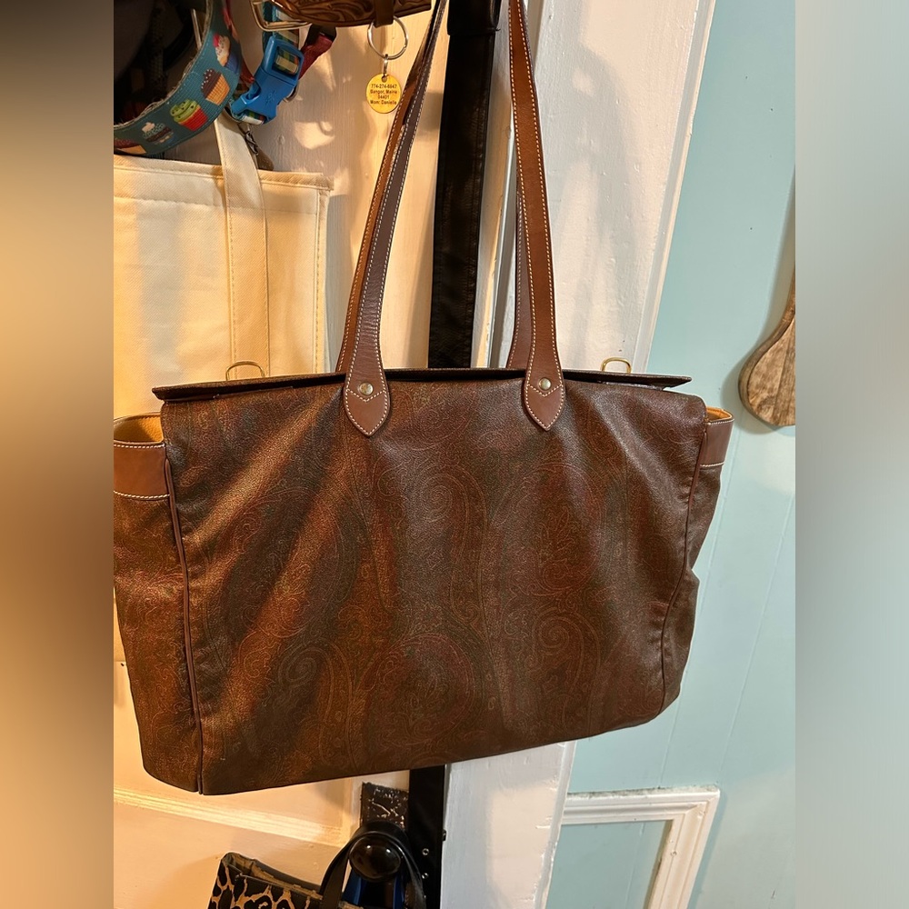 Authentic Extremely Large Etro Leather Shoulder B… - image 2